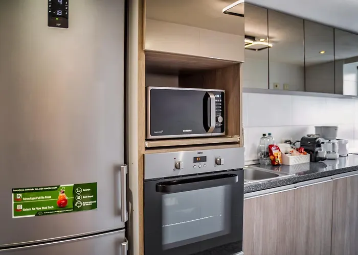 Apartment New Block Free Parking Netflix 24h Security Alia Bucharest