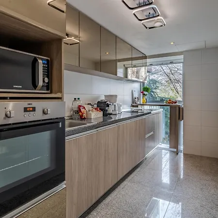 Luxury - Free Parking - 24h Security - Herastrau Park Bukarest