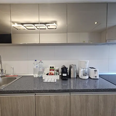 New Block Free Parking Netflix 24h Security Alia Appartement