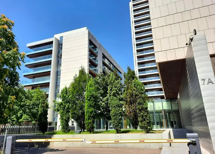 Apartment New Block Free Parking Netflix 24h Security Alia Bukarest
